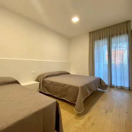 Apartment Bright Flat With Spacious Terrace Near The Sea